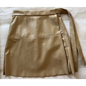 Wilfred Free Camel Vegan Leather Spurlock Wrap Skirt - Aritzia
